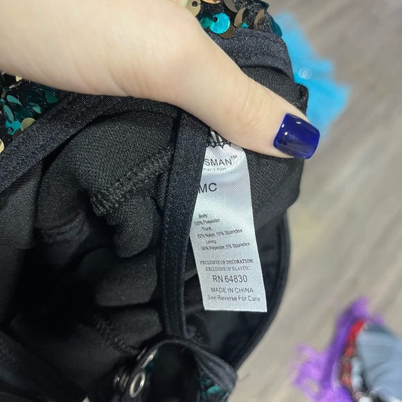 Weissman Green Sequin Mandarin Style Top Dance Costume - Picture 6 of 7